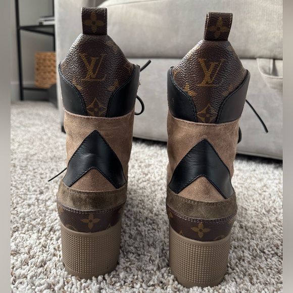 Laureate Platform Desert Boot - Picture 3 of 6